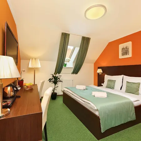 Martin 4* Prague