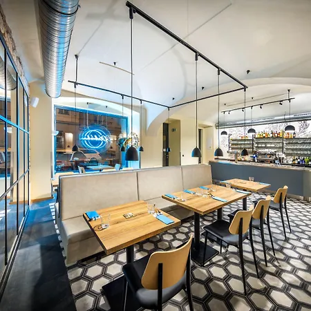 Martin Hotel 4*
