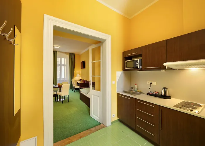 Martin Hotel