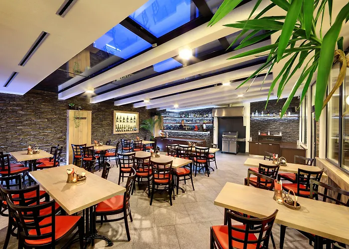 Martin Hotel