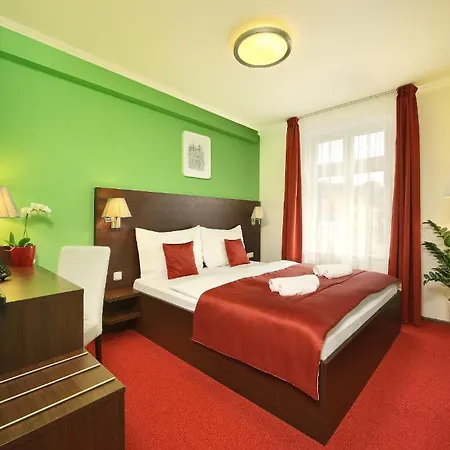 Martin 4* Praga