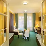 Hotel Martin 4*